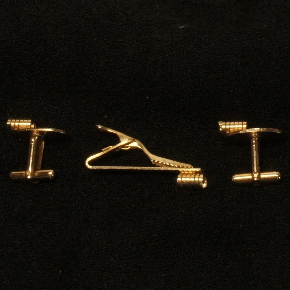 Vintage‎ Gold Tone Cufflinks Tie Bar Set Spiral Ribbed Oval Minimalist